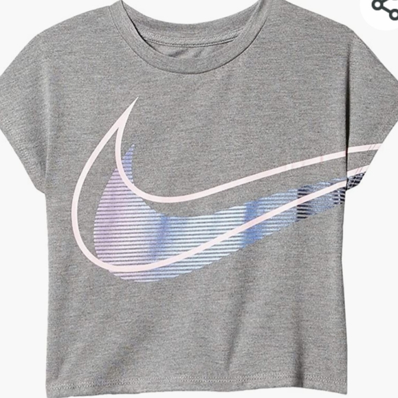 nike boxy tee gce